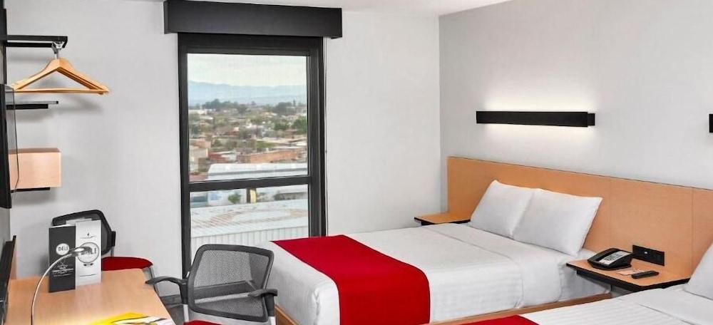City Express By Marriott Guadalajara Aeropuerto Las Pintas Kültér fotó